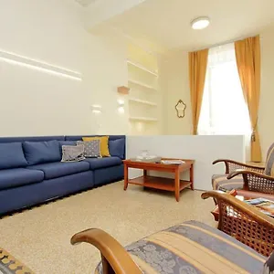  Apartment Elegant In The Heart Of Rome-navona Area